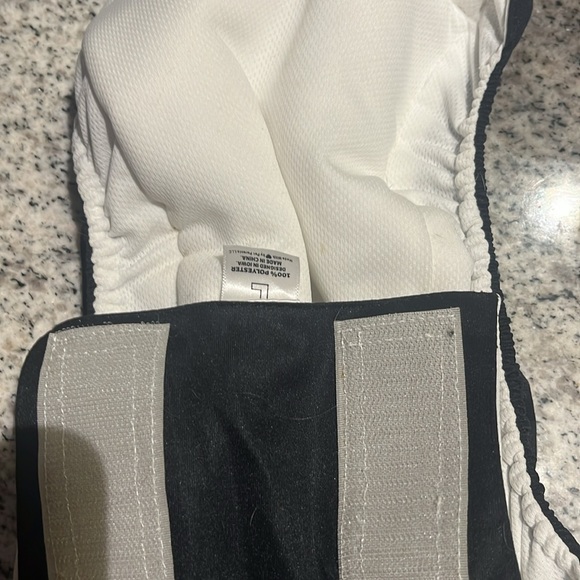 Pet Parent Reusable Male Dog Diapers 2 pack Sz lrg never used to big for my pup - Picture 2 of 4